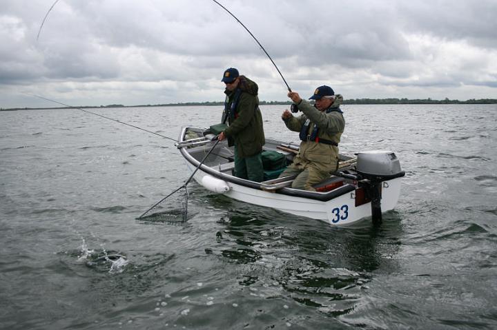 Boat Fishing at Grafham Water by Fishpics (28).jpg